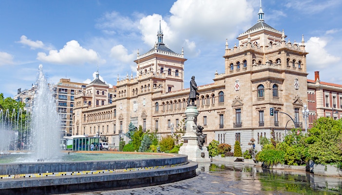 Cavalry Academy building and fountain on Zorilla Square, Valladolid.