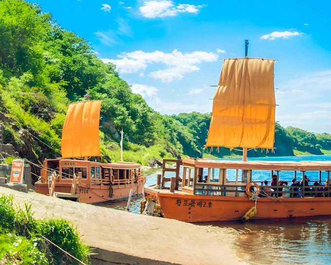 DMZ Full-Day Tour with Boat Riding Adventure in Imjin River