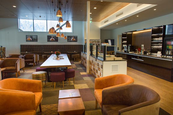 manaia plaza premium lounge access at queenstown airport-7
