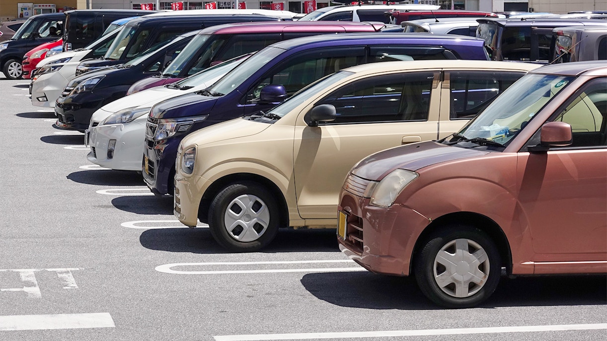 Parking area near Porto Fado shows venue.
