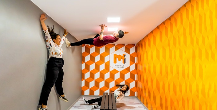 Museum of Illusions Seville Tickets