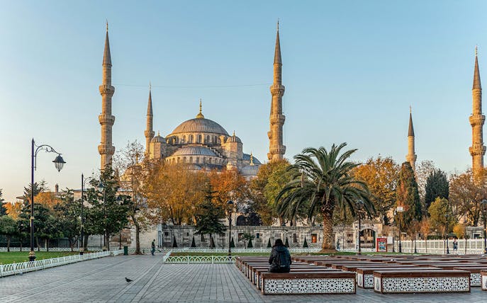 Blue Mosque in Istanbul with minarets and courtyard, part of Full-Day Istanbul Highlights Tour.