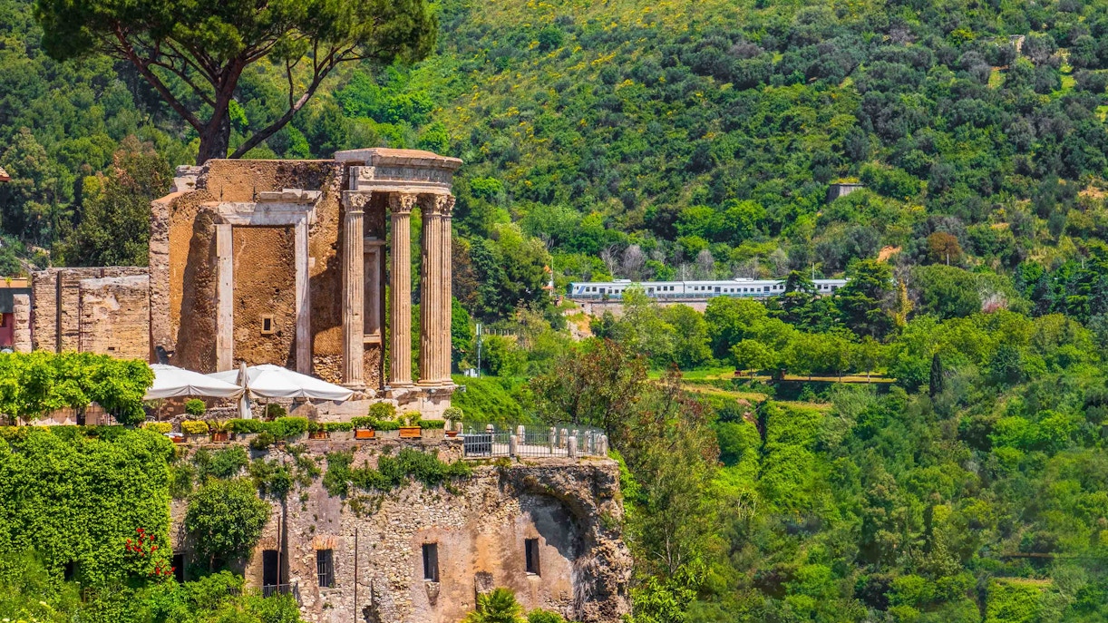 Entrance in Villa Gregoriana
