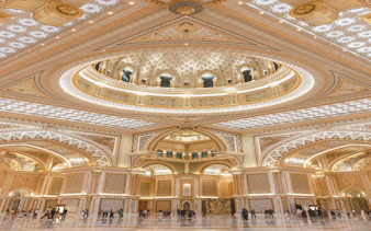 ab dubai: kulturelle tour durch abu dhabi mit besuch der scheich-zayid-moschee und des souks-7