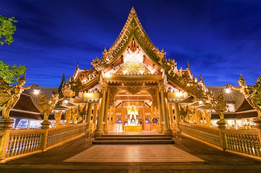 Phuket Fantasea Tickets with Optional Dinner