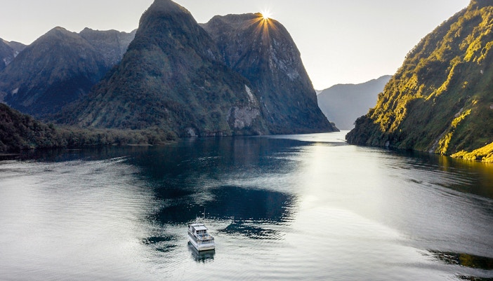 Lake Manapouri viewpoints