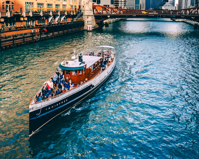 90-min Chicago River Architecture Cruise by Chicago Line Cruises (Product 54032)