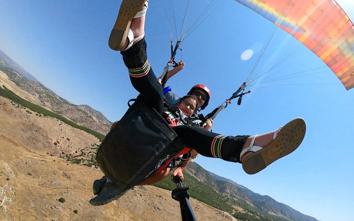 Pamukkale: Tandem Paragliding Over Hierapolis and Pamukkale Travertines