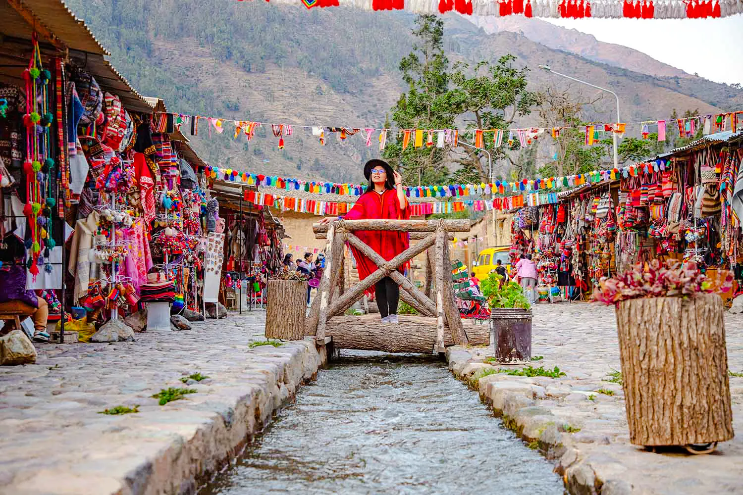 from cusco: guided sacred valley tour with maras salt mines and buffet lunch-7