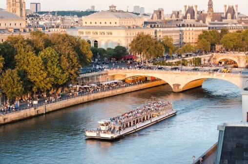 Croisière promenade d'une heure sur la Seine depuis la Tour Eiffel