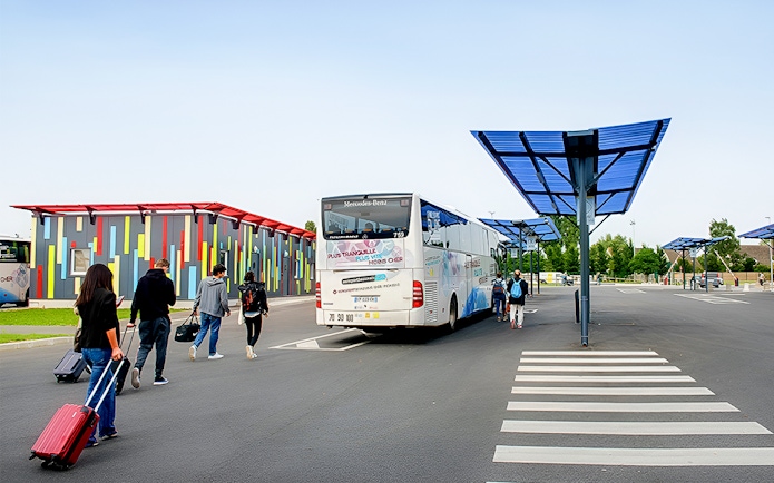 Passengers boarding Aerobus at Beauvais Airport for Paris Saint-Denis University.