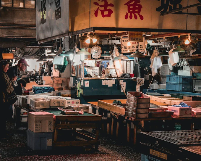 Tokyo Shitamachi Heritage Walking Tour Featuring Tsukiji and Asakusa Artisan Culture