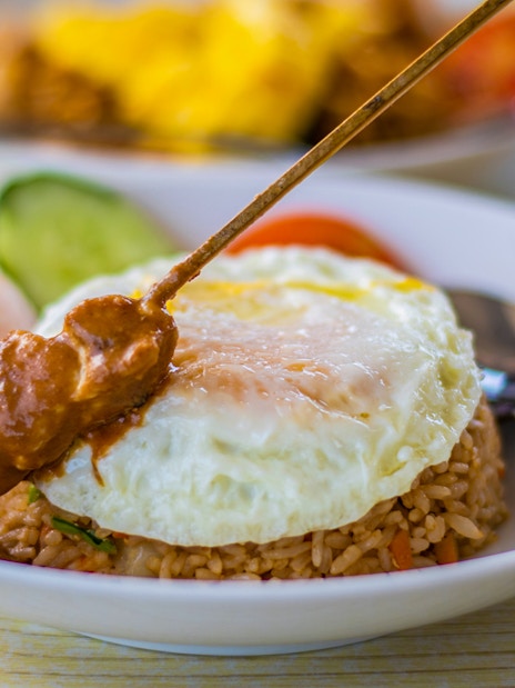 Fried rice with egg and satay skewer, Nusa Penida lunch.