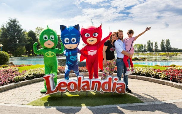 leolandia: open date ticket-5