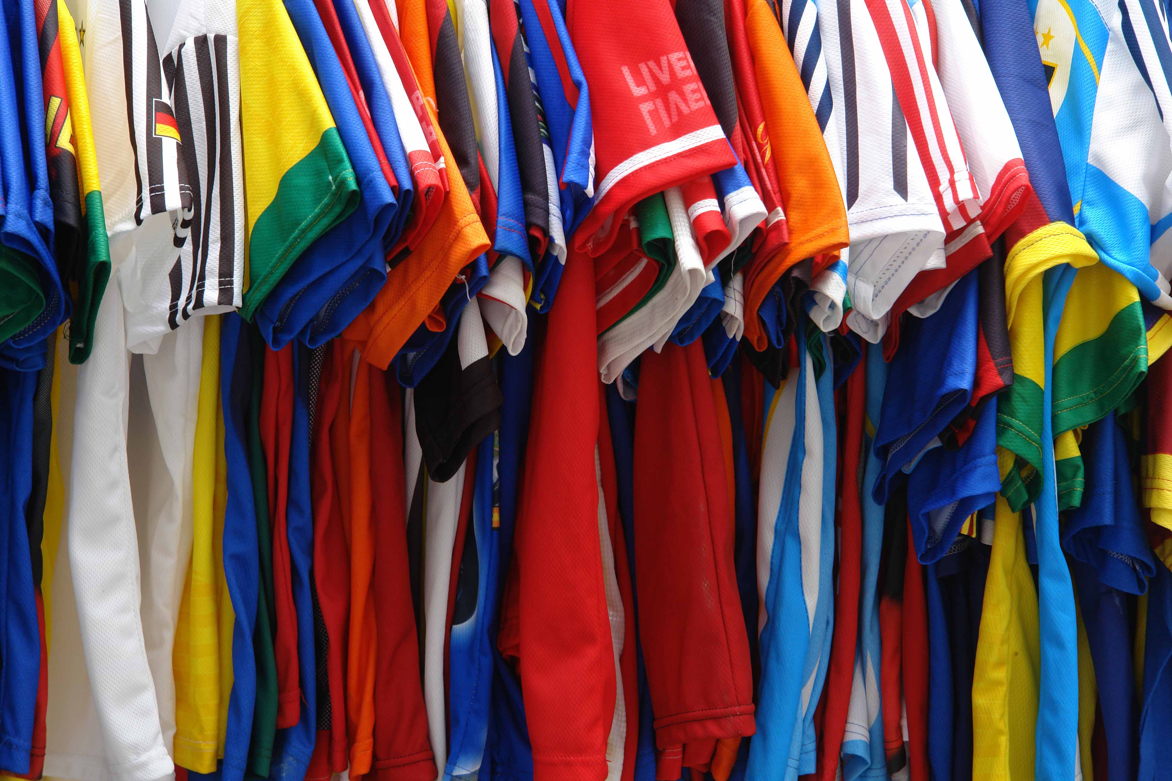 Fan Wear - Arsenal FC Stadium Shop