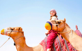 safári no deserto de dubai com passeio em 4x4 nas dunas, passeio de camelo, jantar com churrasco, shows ao vivo e traslados do hotel-5