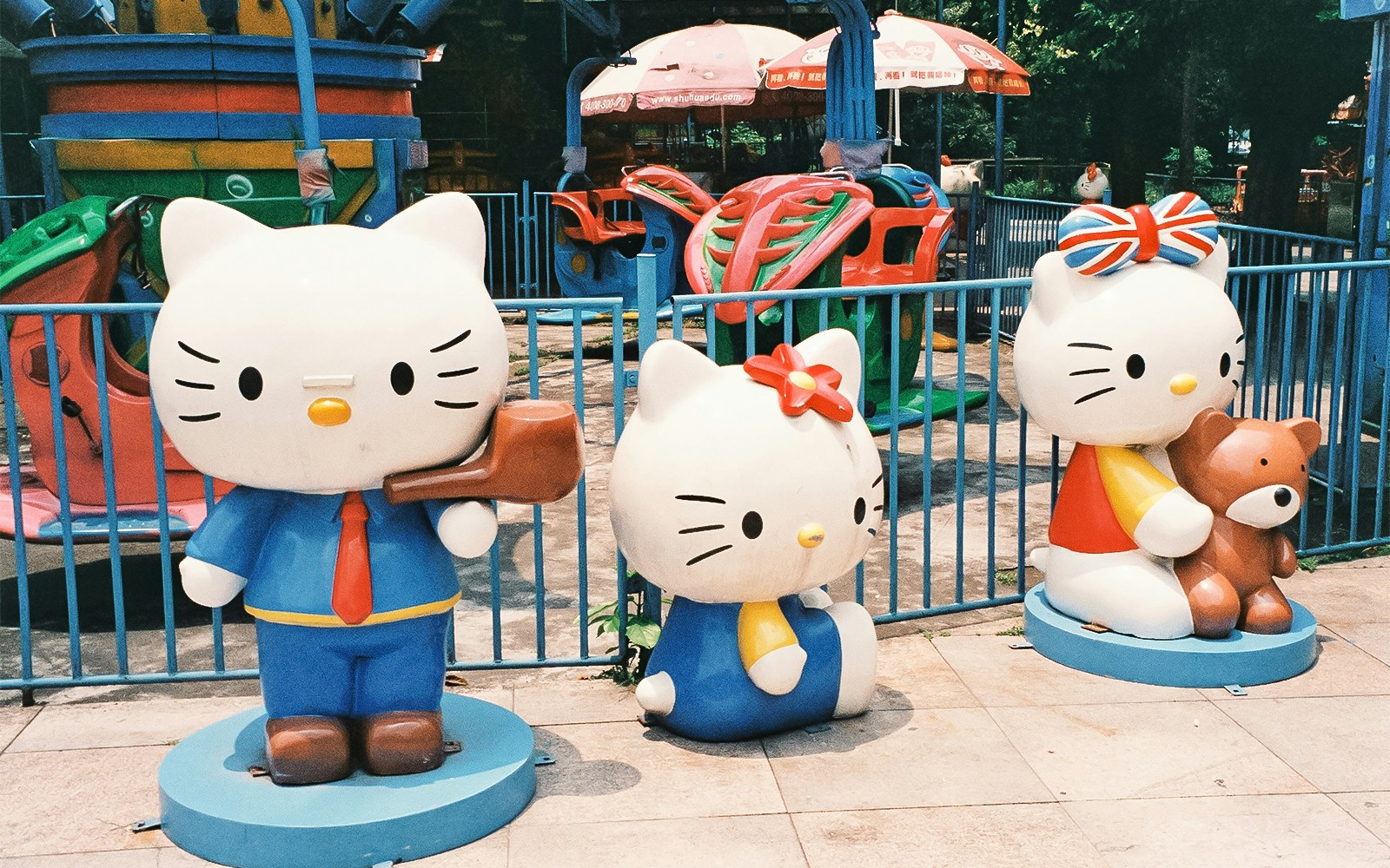 Universal Wonderland