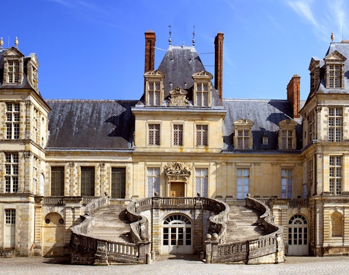 The Horseshoe Staircase