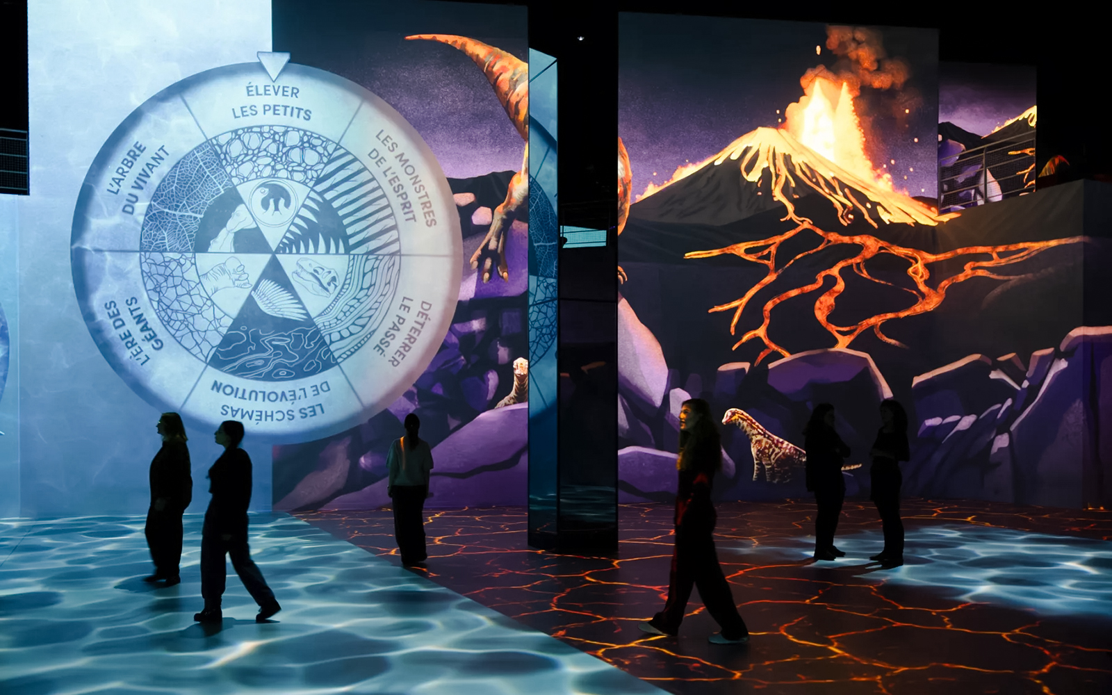 Guests exploring immersive dinosaur exhibition at Phoenix des Lumières Dortmund.