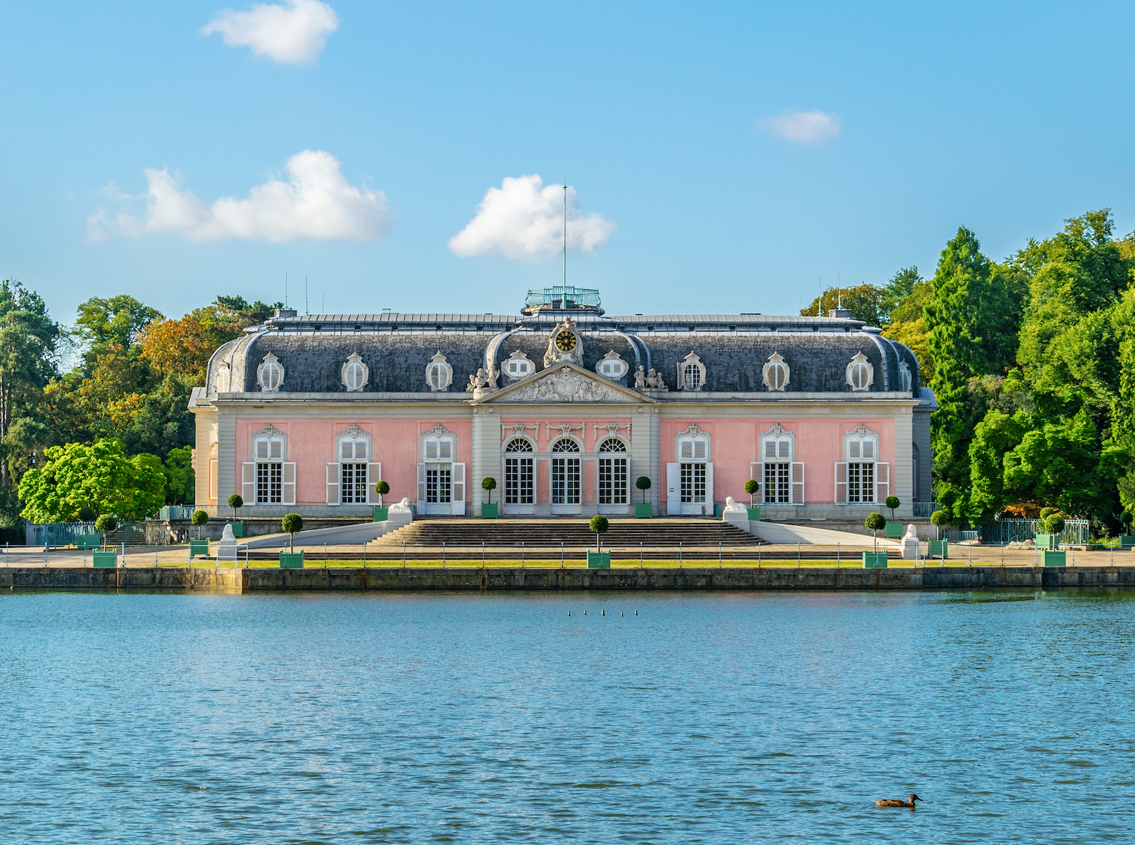 Benrath Palace on Dusseldorf Cruise