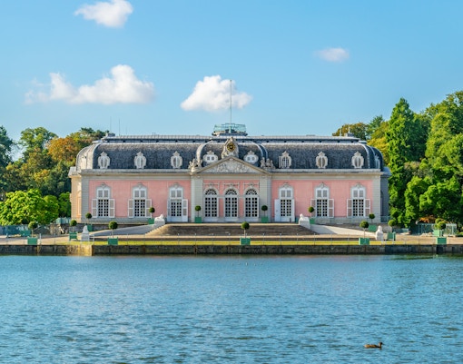 Benrath Palace on Dusseldorf Cruise