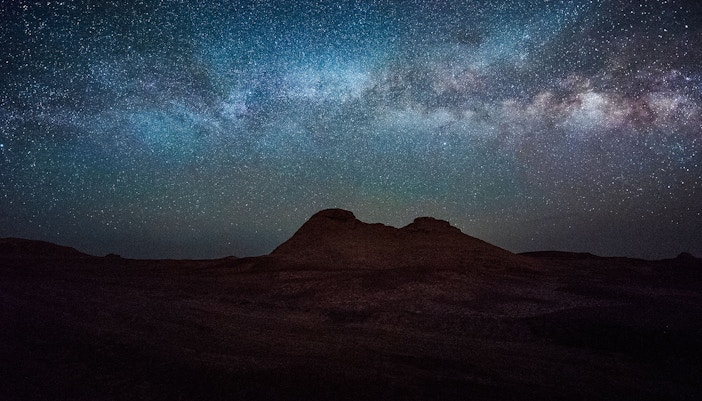 Stargaze in Al Qudra desert