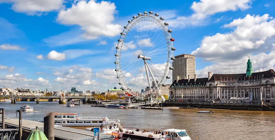 London Eye Millennium Wheel with champagne experience, UK.