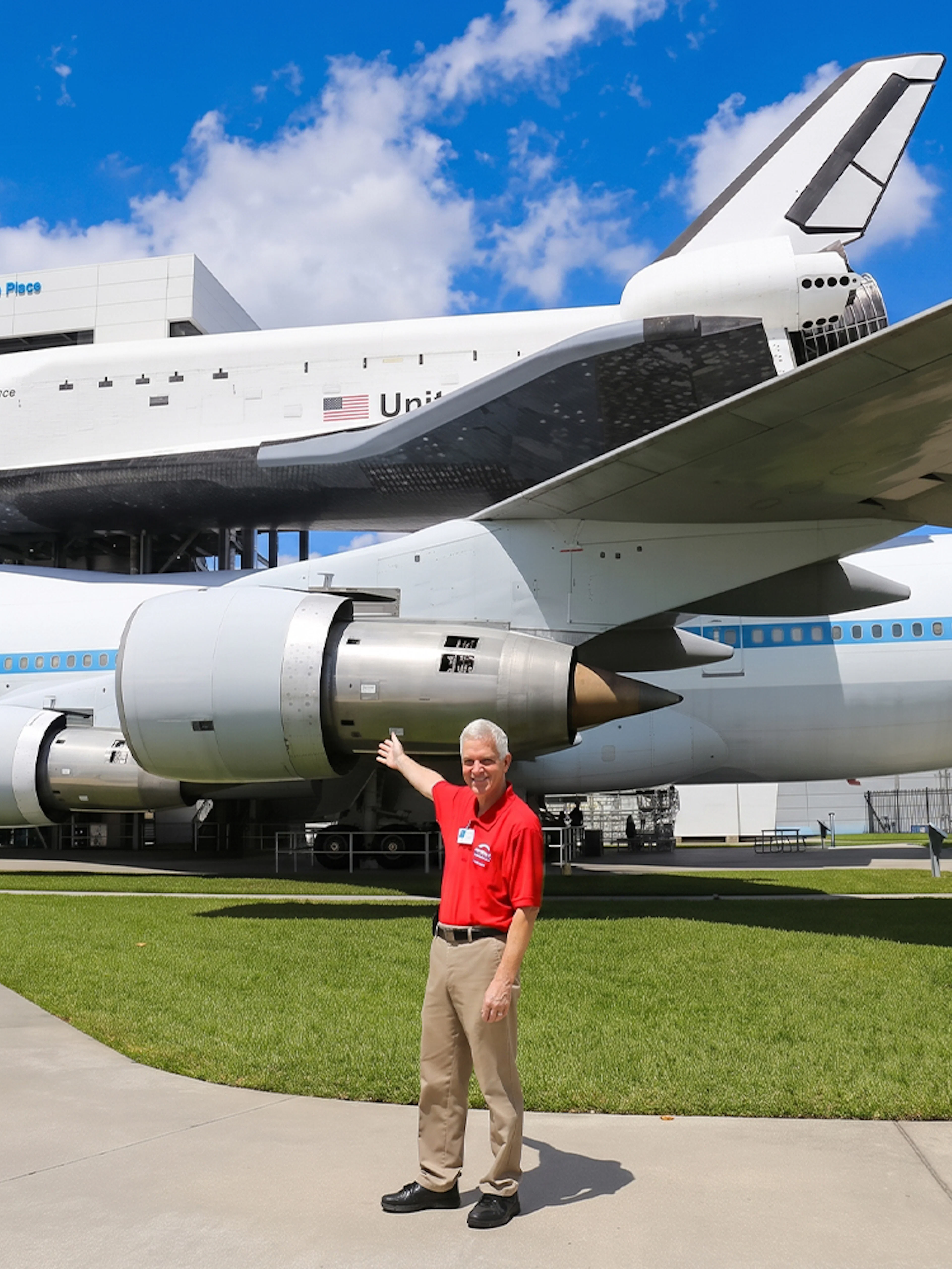 Space Shuttle Independence mounted on NASA 905 at Space Center Houston.