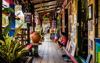 bangkok: private golden buddha, temples & canal communities-2