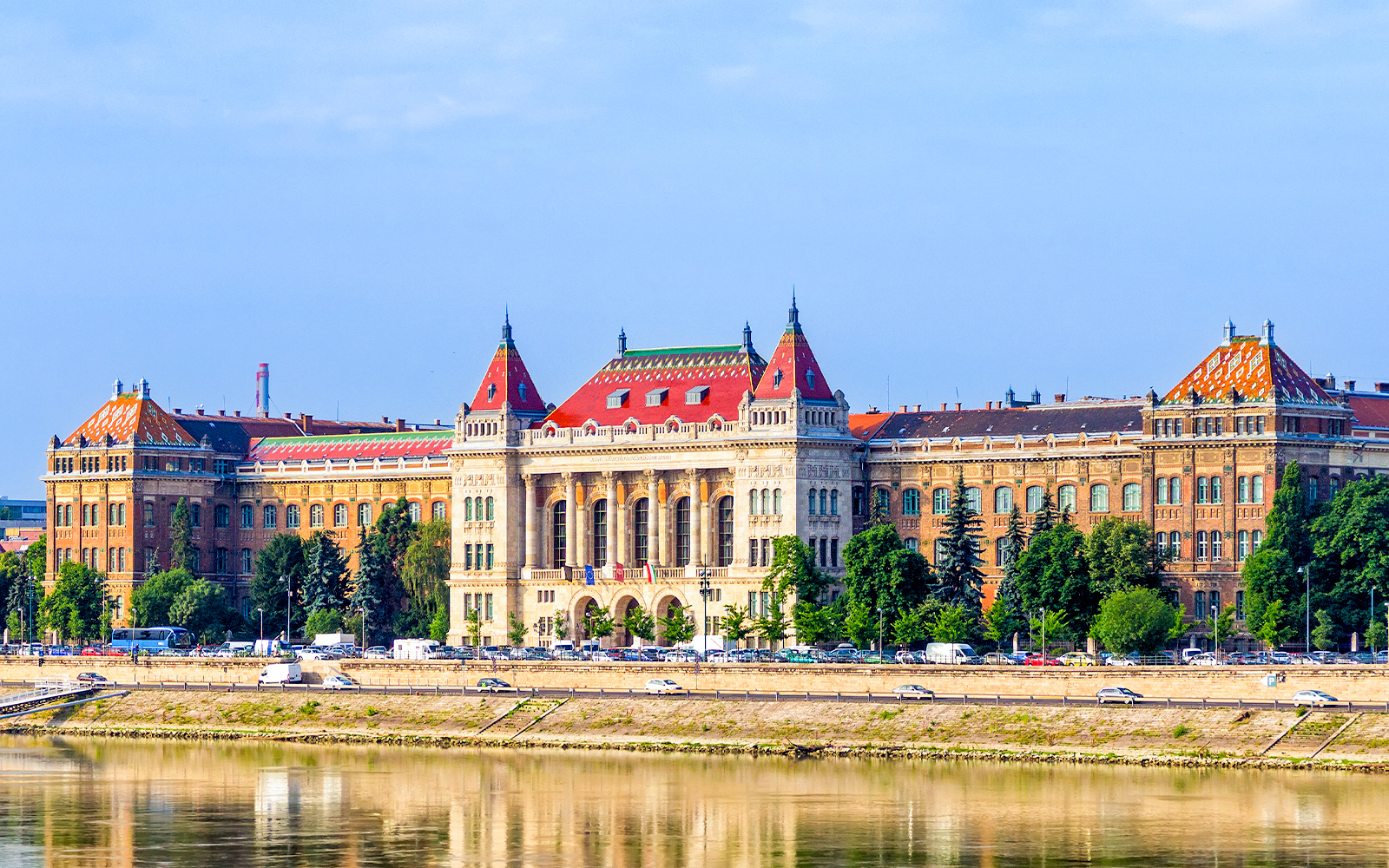 Ungarns tekniske og økonomiske universitet