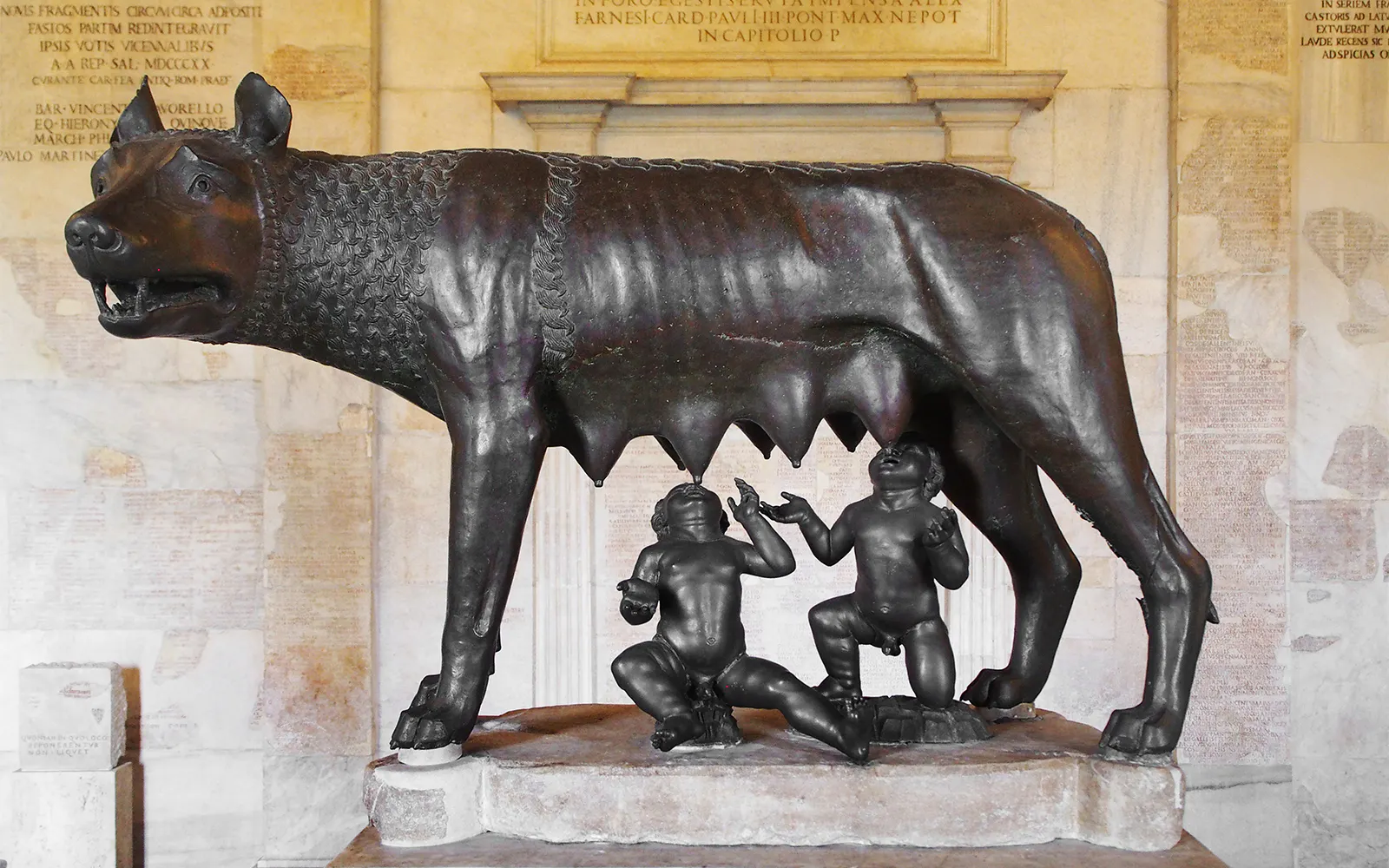 Capitoline Museums multimedia tour showcasing ancient Roman sculptures in Rome, Italy.