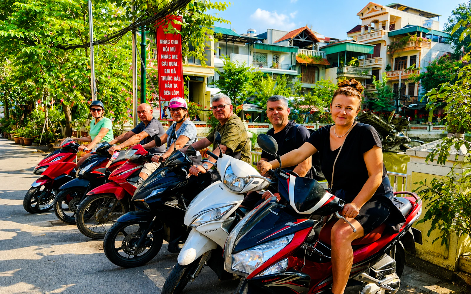 Hanoi Hidden Gems and Highlights Scooter Tour with Driver (Product 53022)