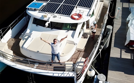 Guest enjoying the Berlin cruise catamaran experience.