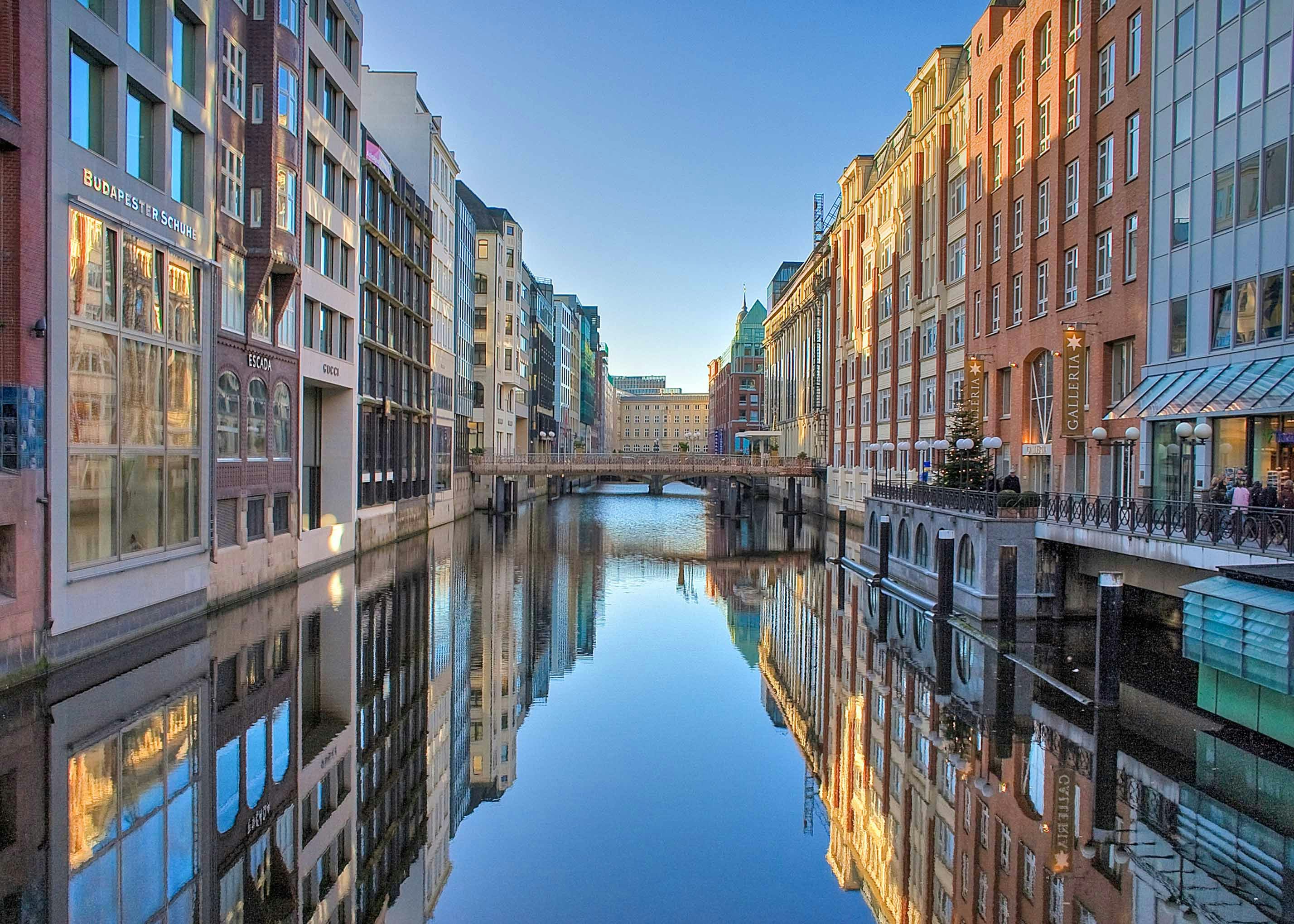 The winding canals of Alster