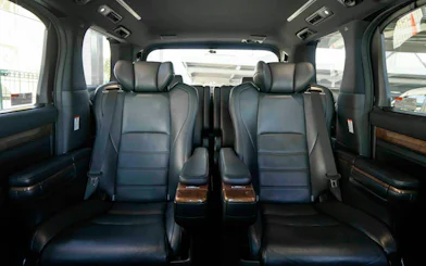 Luxury vehicle interior for Tokyo private transfer service.