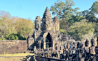 angkor temples small-group guided tour with french-speaking guide-6
