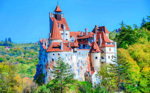saindo de bucareste: excursão de um dia ao castelo de peles, ao castelo do drácula e a brasov-1