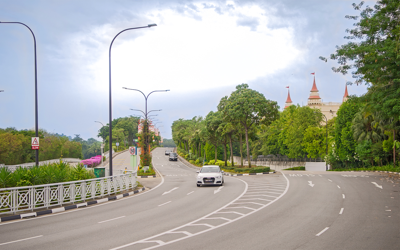 Car on Sentosa Gateway to go to Harry Potter Singapore exhibition: Visions of Magic