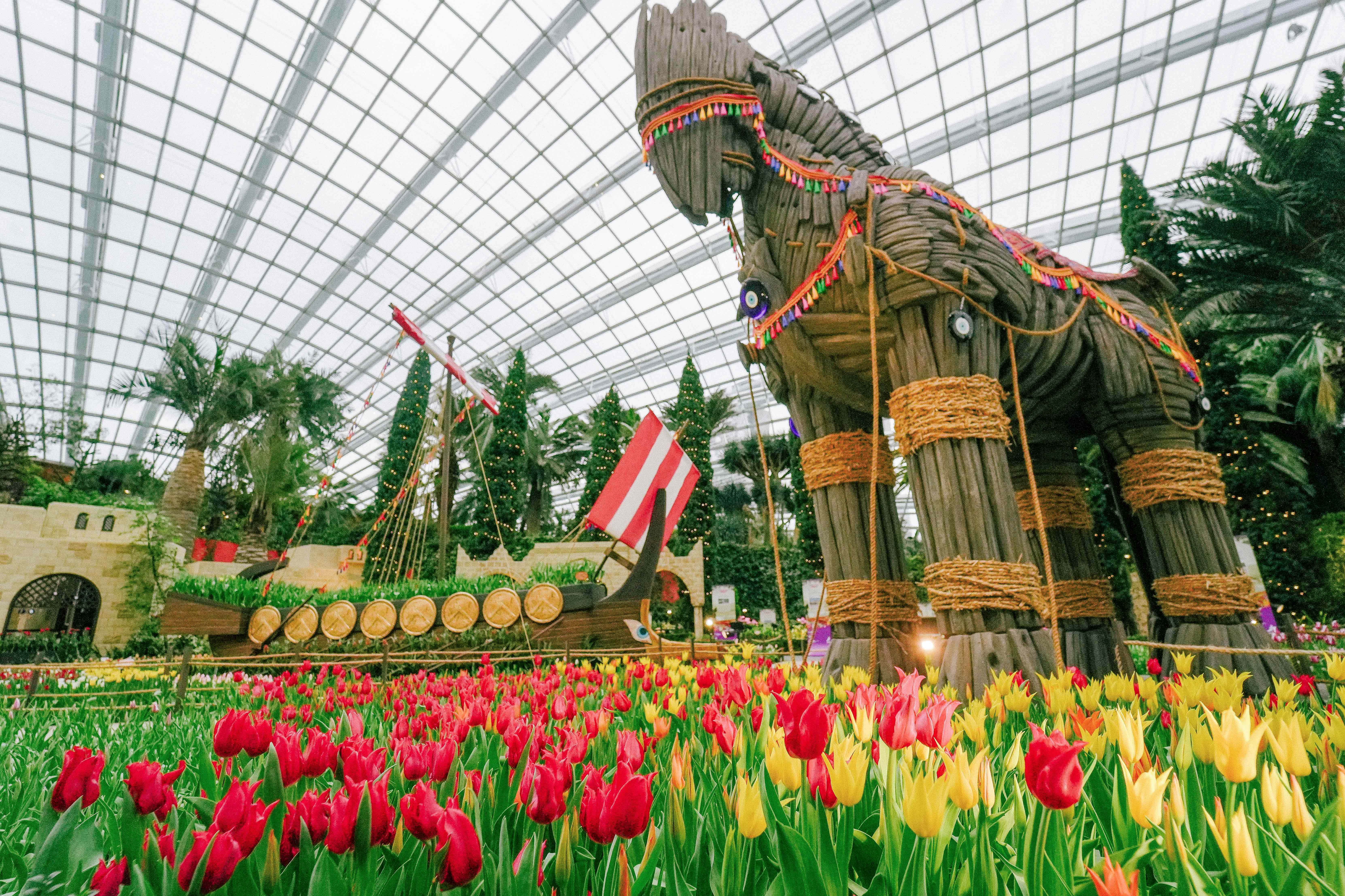 Tulip Garden at Gardens by the Bay with Trojan horse and ship display.