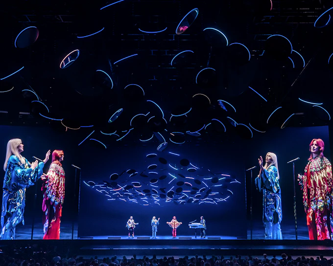 Tickets to ABBA Voyage Concert with Express Coach Round-Trip Transfers from London