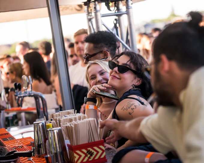 Krakow Rooftop Party & 1 Hour Unlimited Alcohol Club Crawl