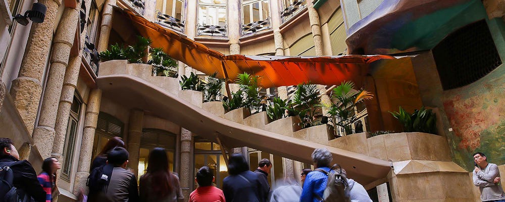 inside casa mila