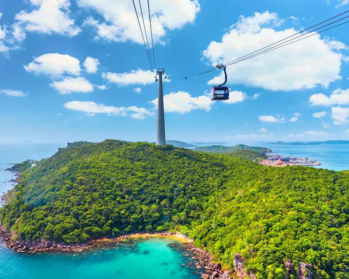 Sun World Hon Thom: Cable Car + Kiss of Sea Show