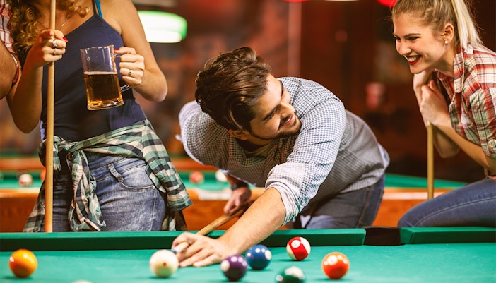 Disney Paris Restaurants - Crockett's Saloon