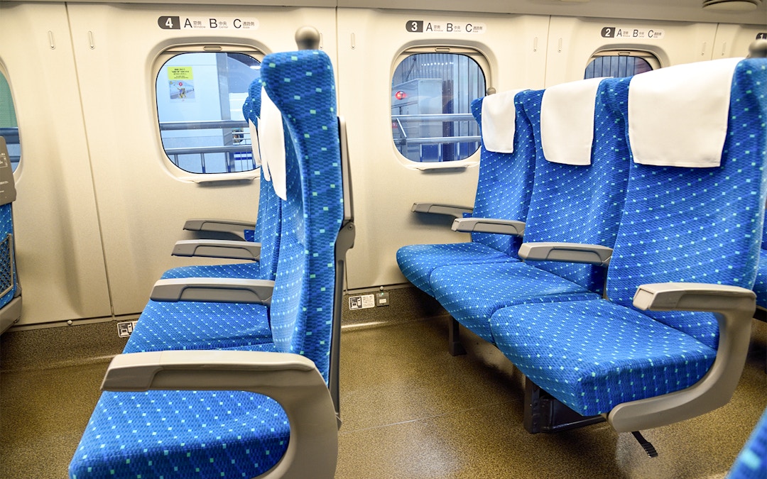 https://cdn-imgix.headout.com/media/images/7f74c174a8ed9497675f5b22e2478749-Narita%20International%20Airport%20Transfer%209.jpg