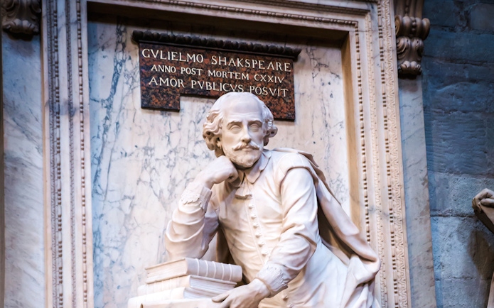 Statue of William Shakespeare at Westminster Abbey, London.