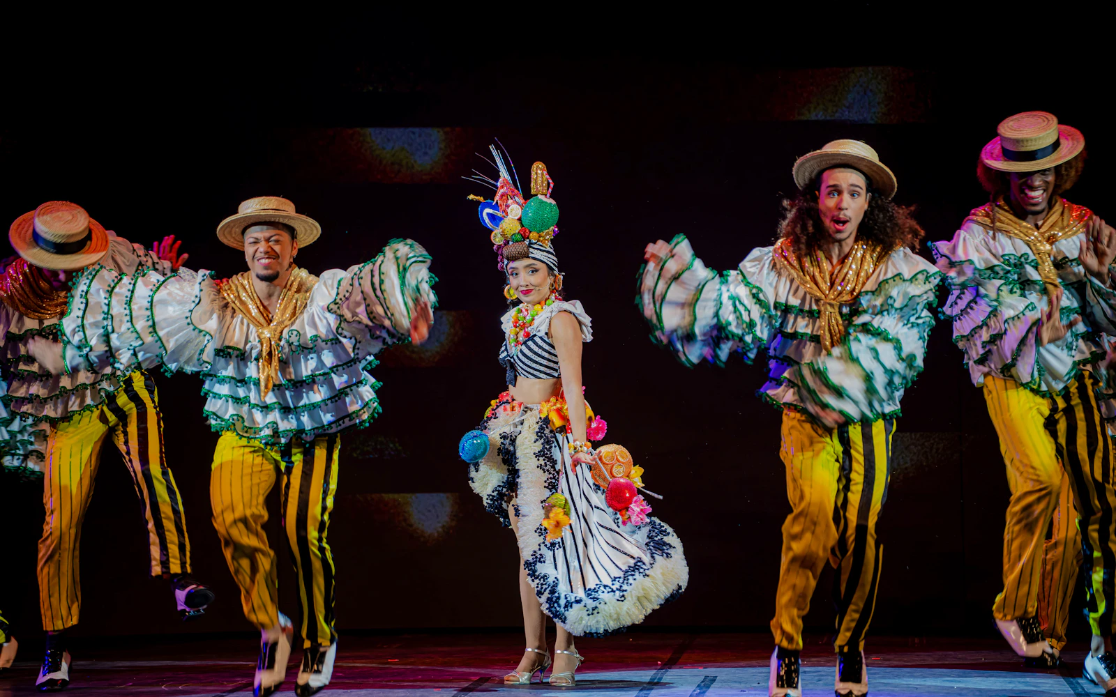 Rio de Janeiro: Aquele Abraço Musical at Cine Roxy Tickets with Welcome Drink Image 3