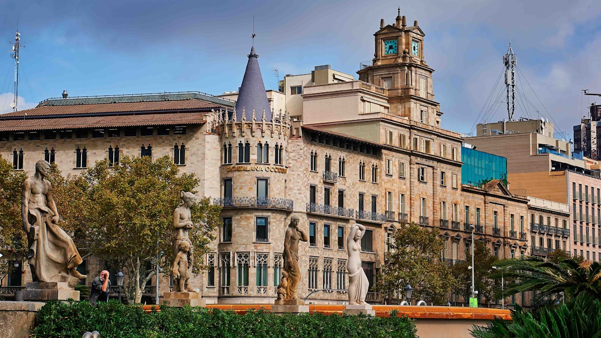 barcelona travel guide