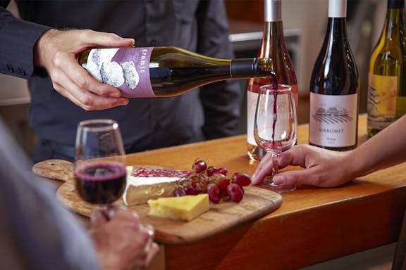 guided tour of sirromet winery with optional lunch-9