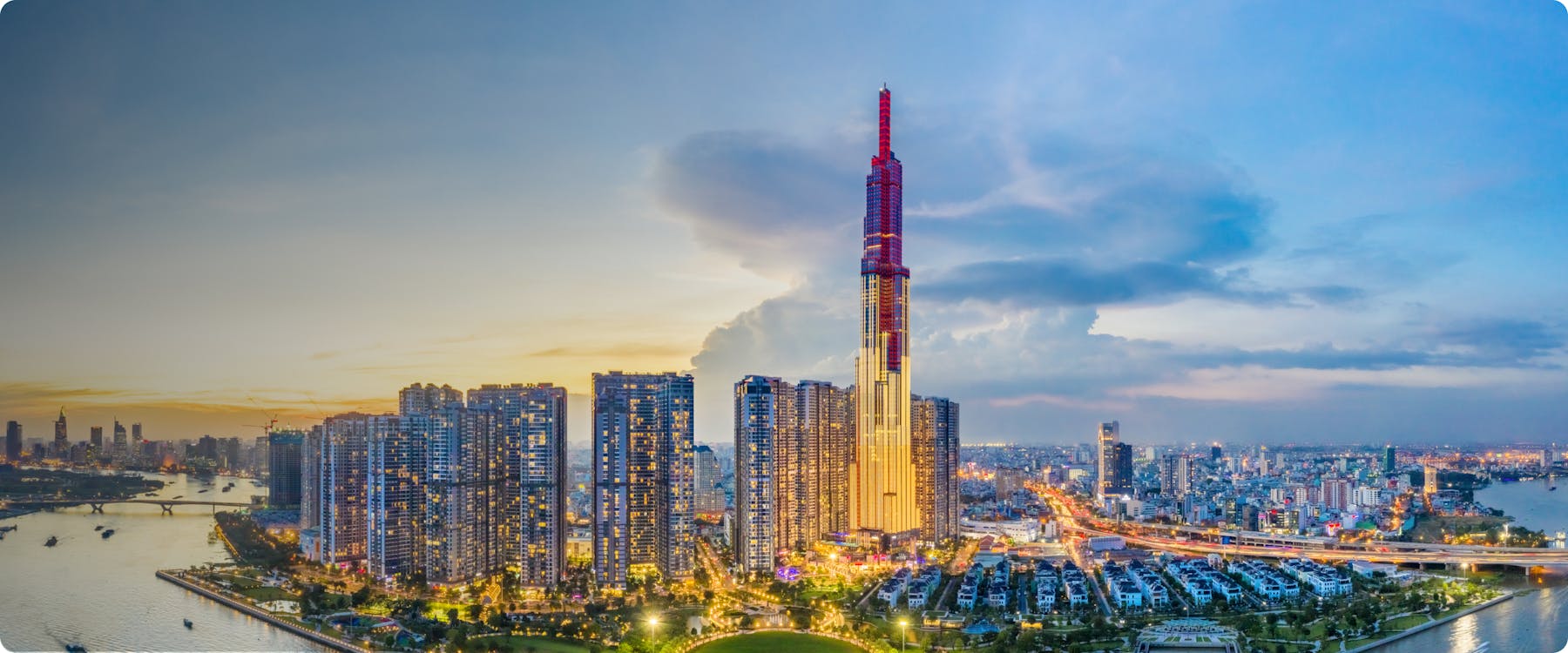 Landmark 81 skyscraper and cityscape at dusk in Hồ Chí Minh City, Vietnam.